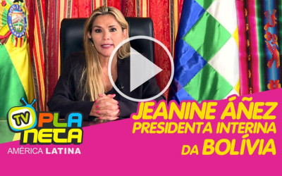 Jeanine Áñez assumiu o cargo de presidenta interina da Bolívia
