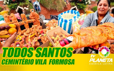 Bolivianos celebram o Dia de Finados no Cemitério de Vila Formosa