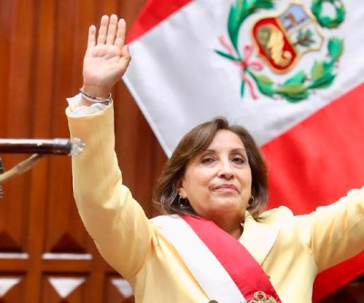 Dina Boluarte, asume o cargo de presidente da República do Peru