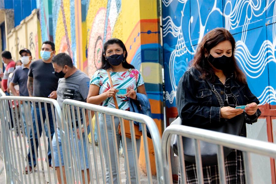 Peruanos comparecem às urnas em São Paulo - Peru 2021