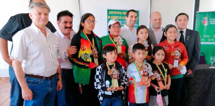 Bolívia faz história no festival pan-americano de xadrez