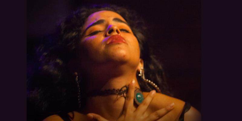 Emoção Transcultural: 'Ensaio Sobre o Vazio' Eleva o Teatro Boliviano em São Paulo - (De12 a 14 de abril)